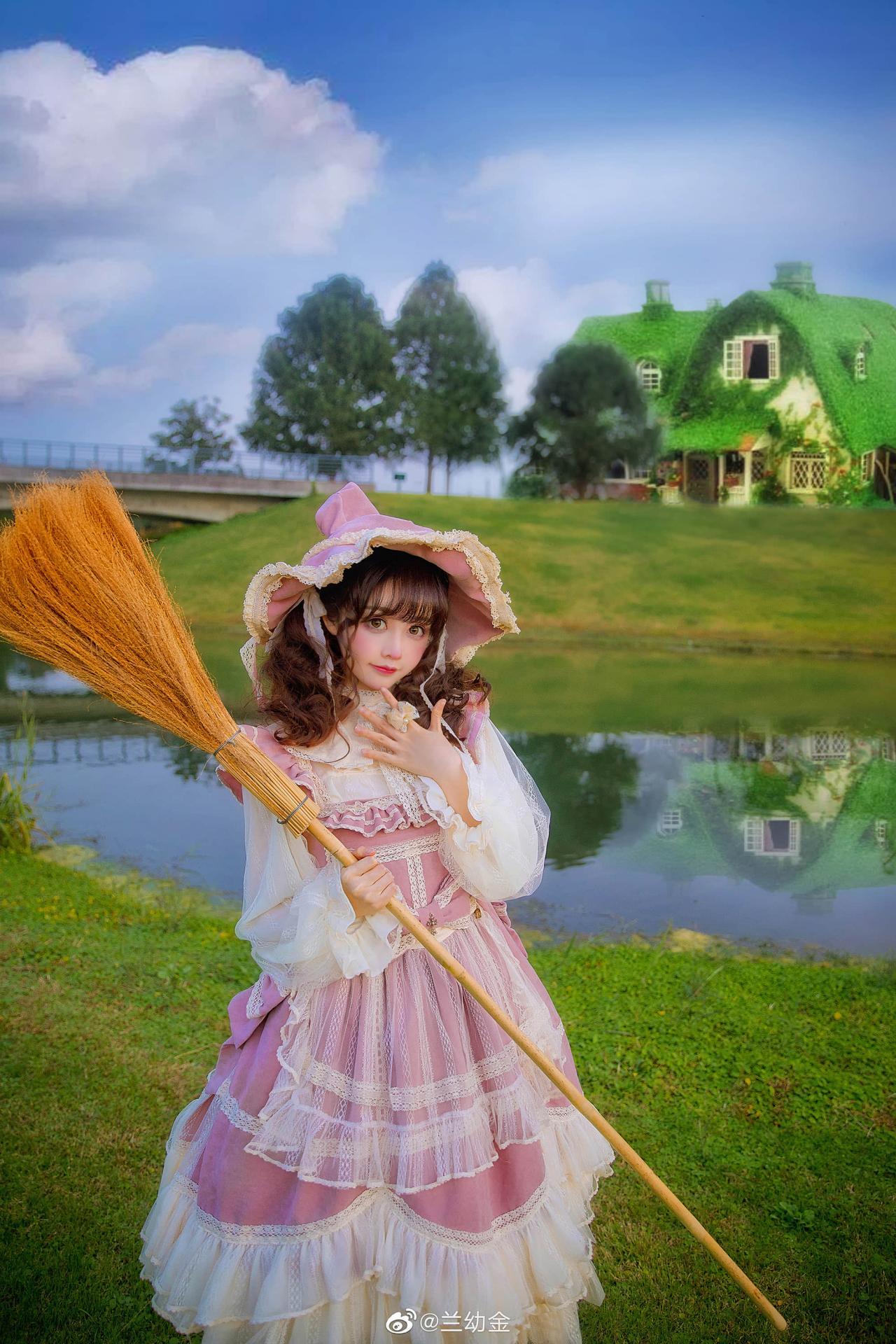 柠檬酱 | 绅士福利站 来自童话世界的魔法少女 清纯妹子  
