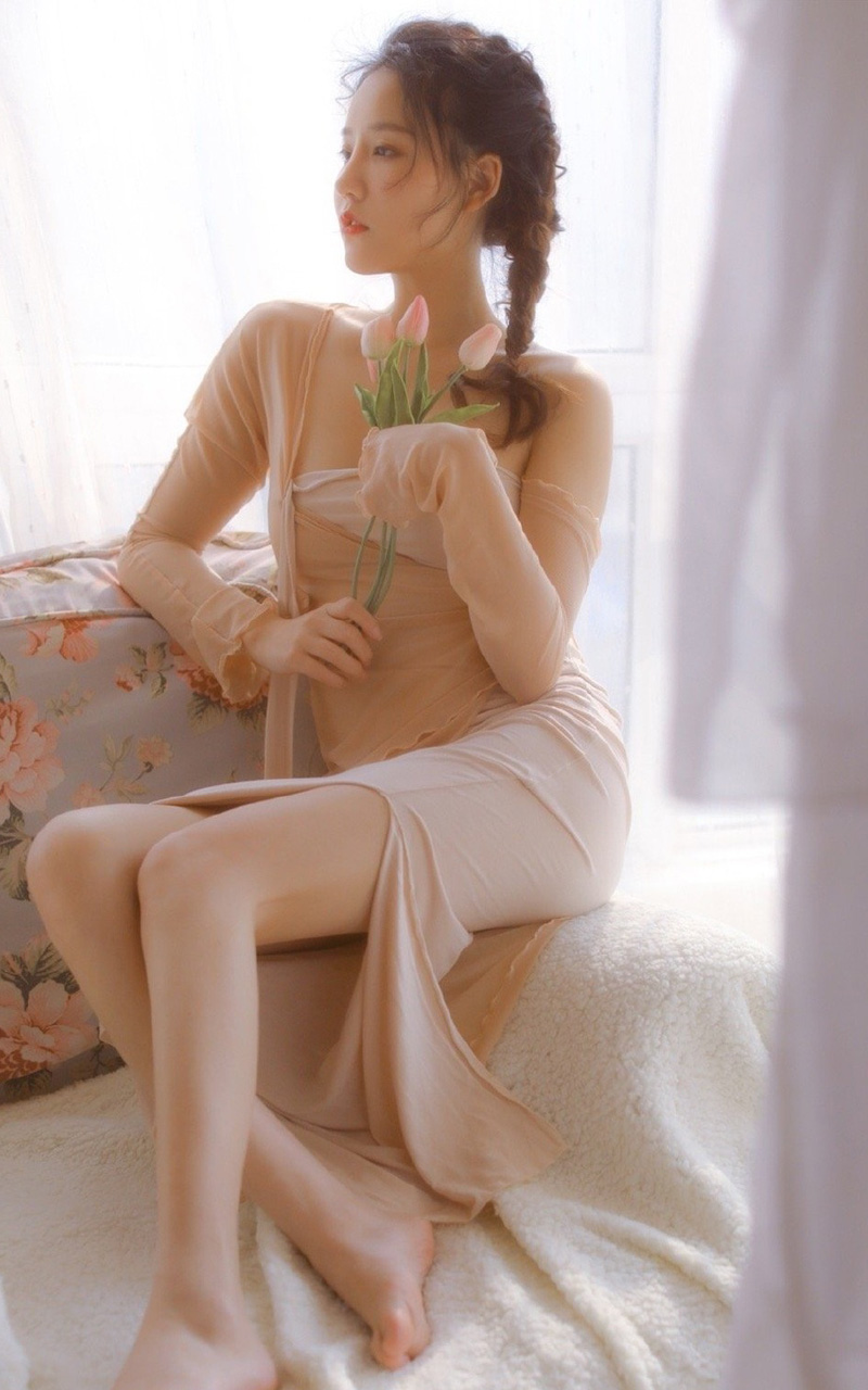 柠檬酱 | 绅士福利站 唯美女生温柔性感吊带裙睡衣美女图片 唯美写真  