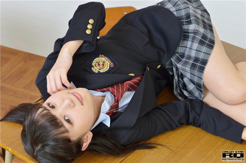 柠檬酱 | 绅士福利站 日本学生校服美女荒井つかさ教室清纯可爱写真 性感写真  